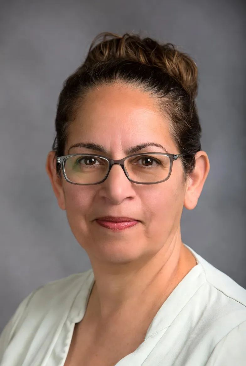 Portrait of Evelyn Thorpe